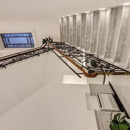 Отель The Liberty Boutique 4*