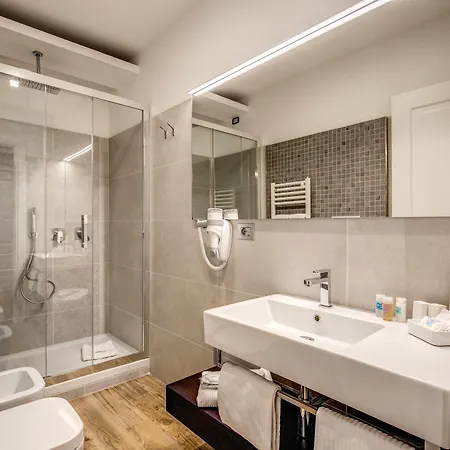 The Liberty Boutique 4* Rom